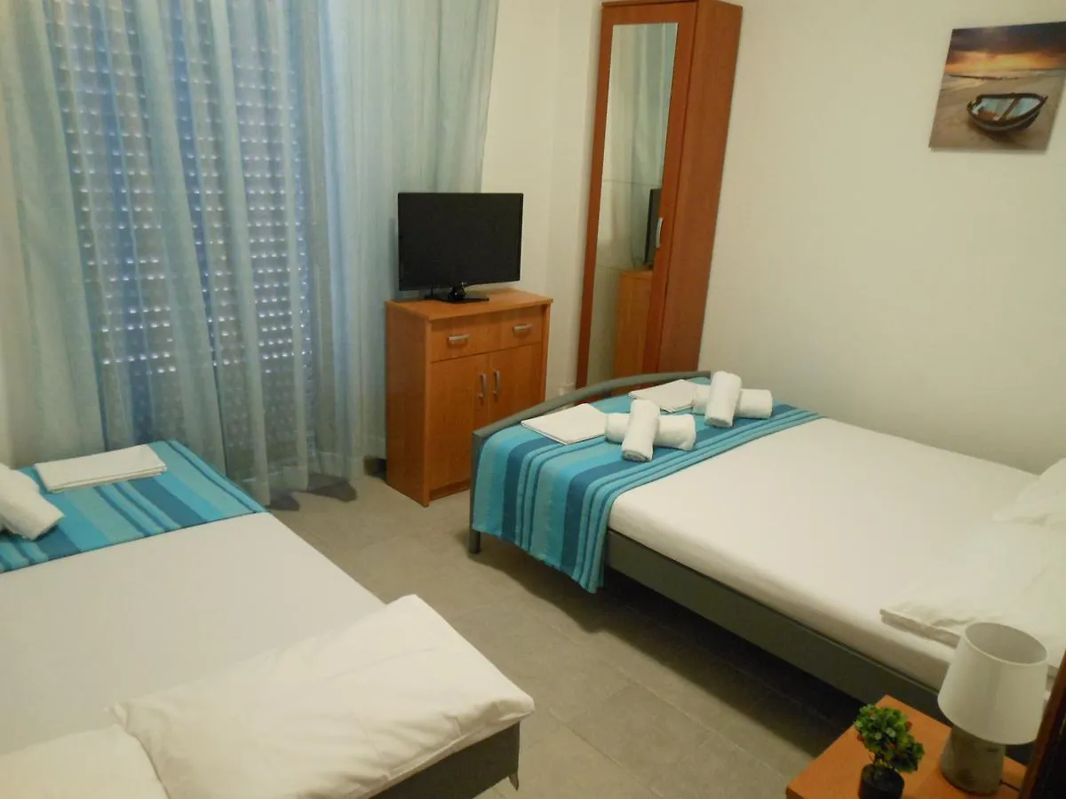 Sunshine Apartment Paralia Dionysiou 0*,  Greece